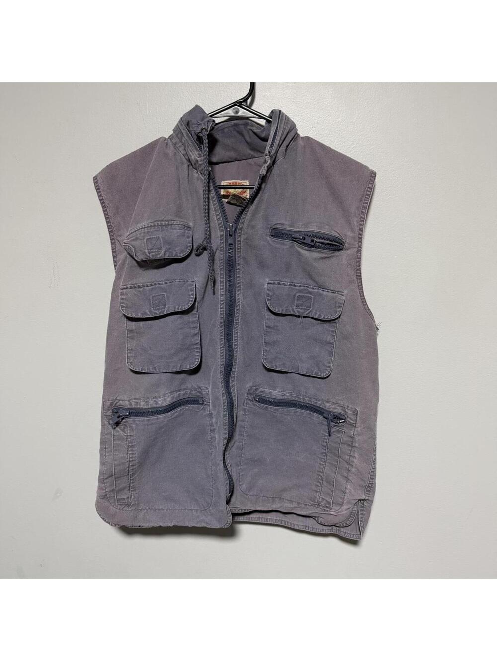 Banana Republic vintage grey utility vest Size M #techwear #outdoor #vintage
